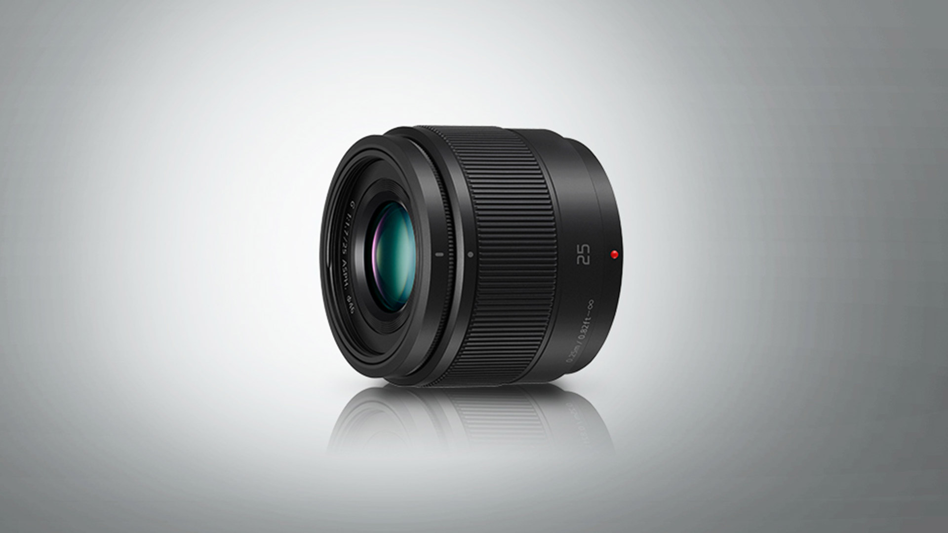 Panasonic-Lumix-G-25mm