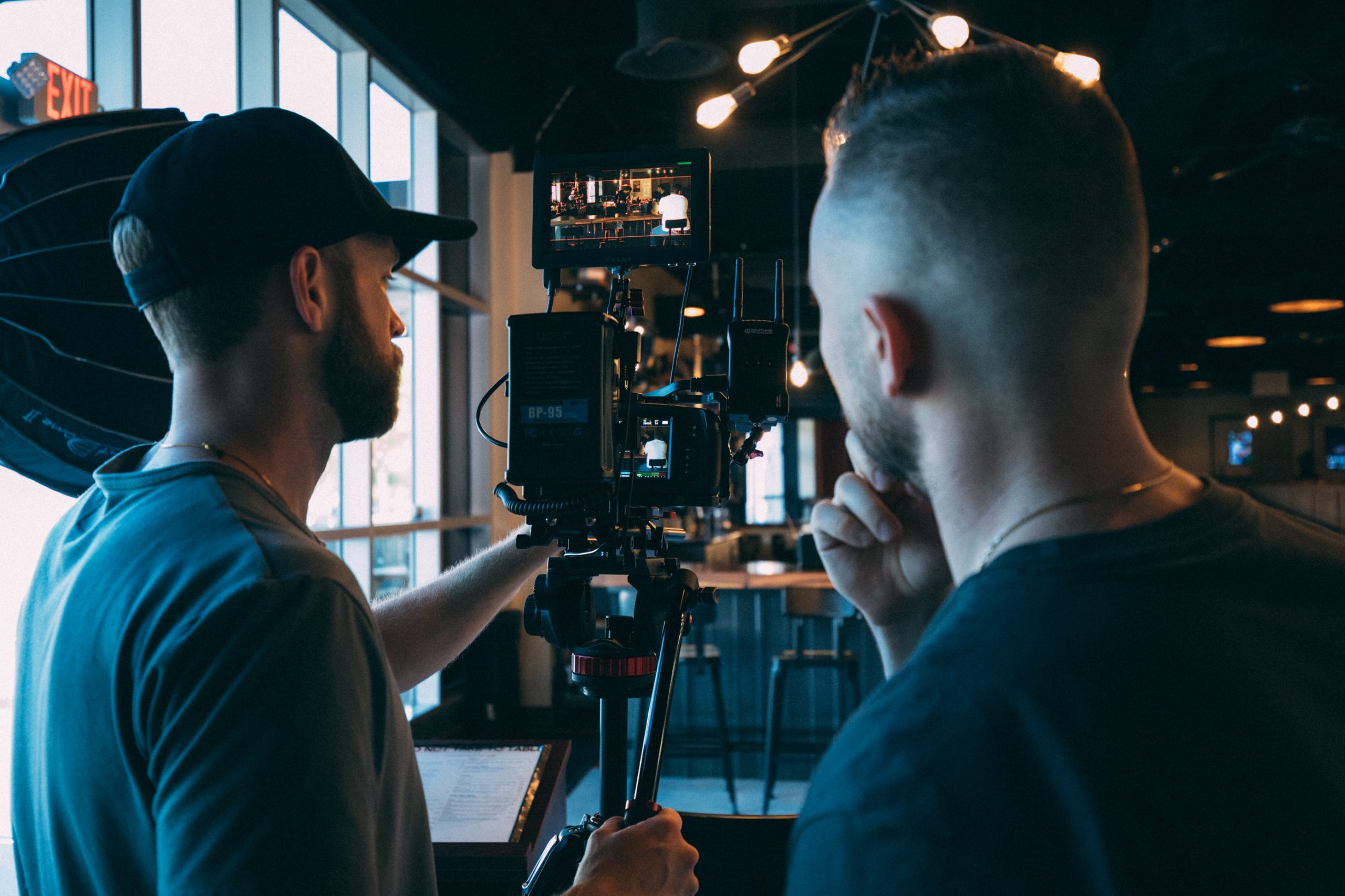post-production-supervisor-on-set post-production-supervisor-on-set