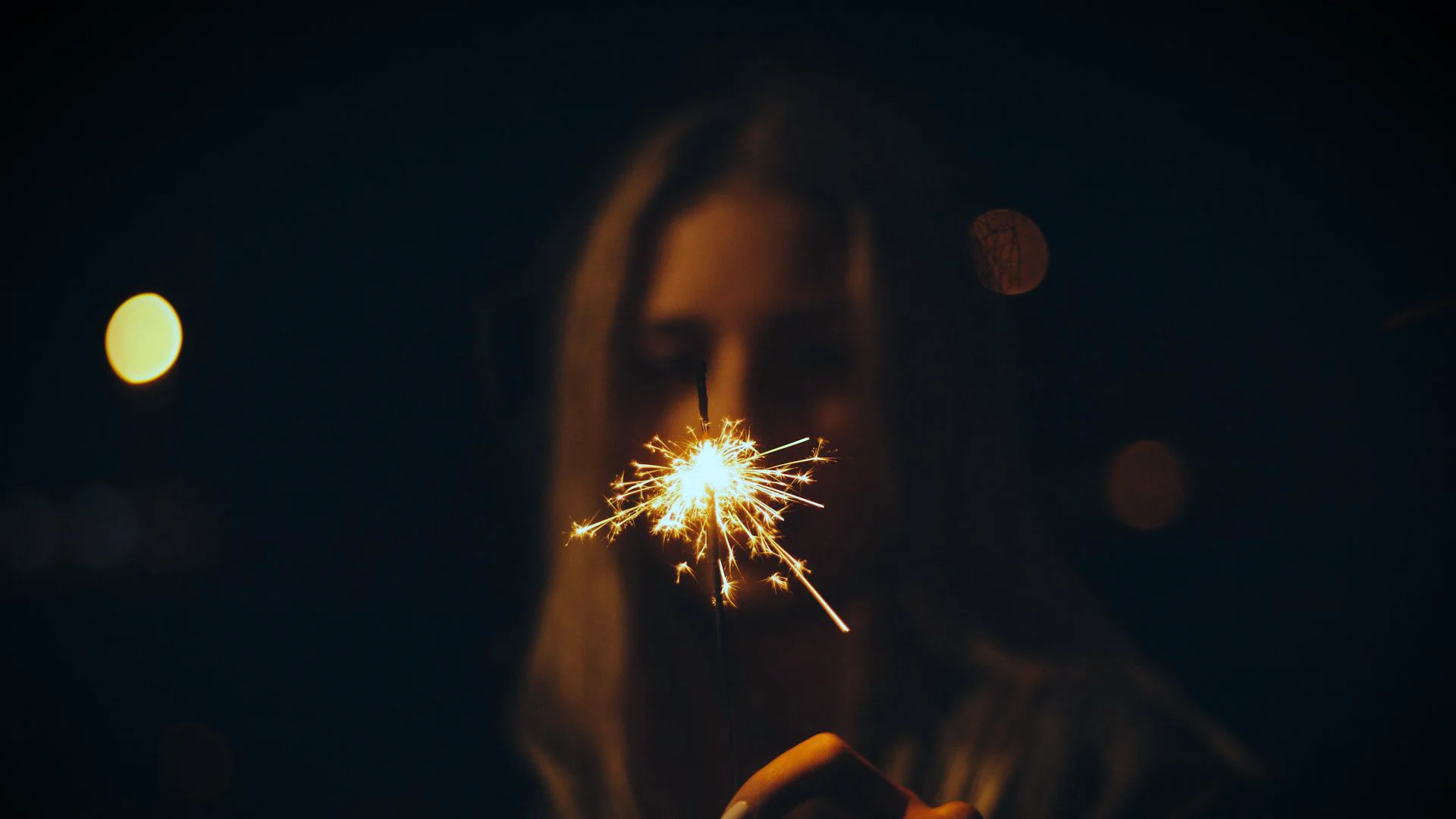 How to Create Stunning 90s Sparkle Effects in Premiere Pro for Social Media Videos