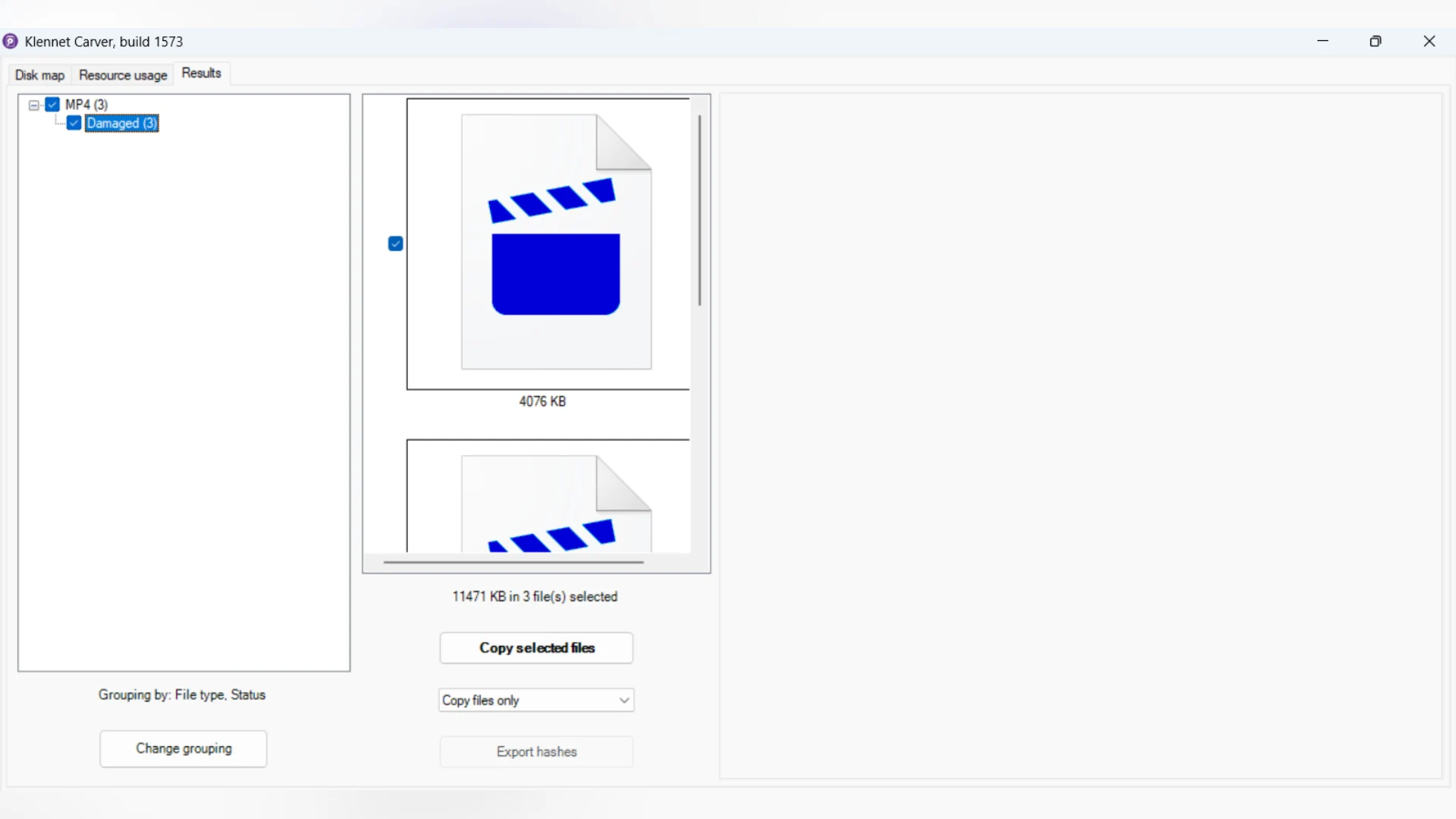 Klennet Carver data recovery software interface showing three damaged MP4 video files selected in the results tab, with large file icons and a button to copy the selected files