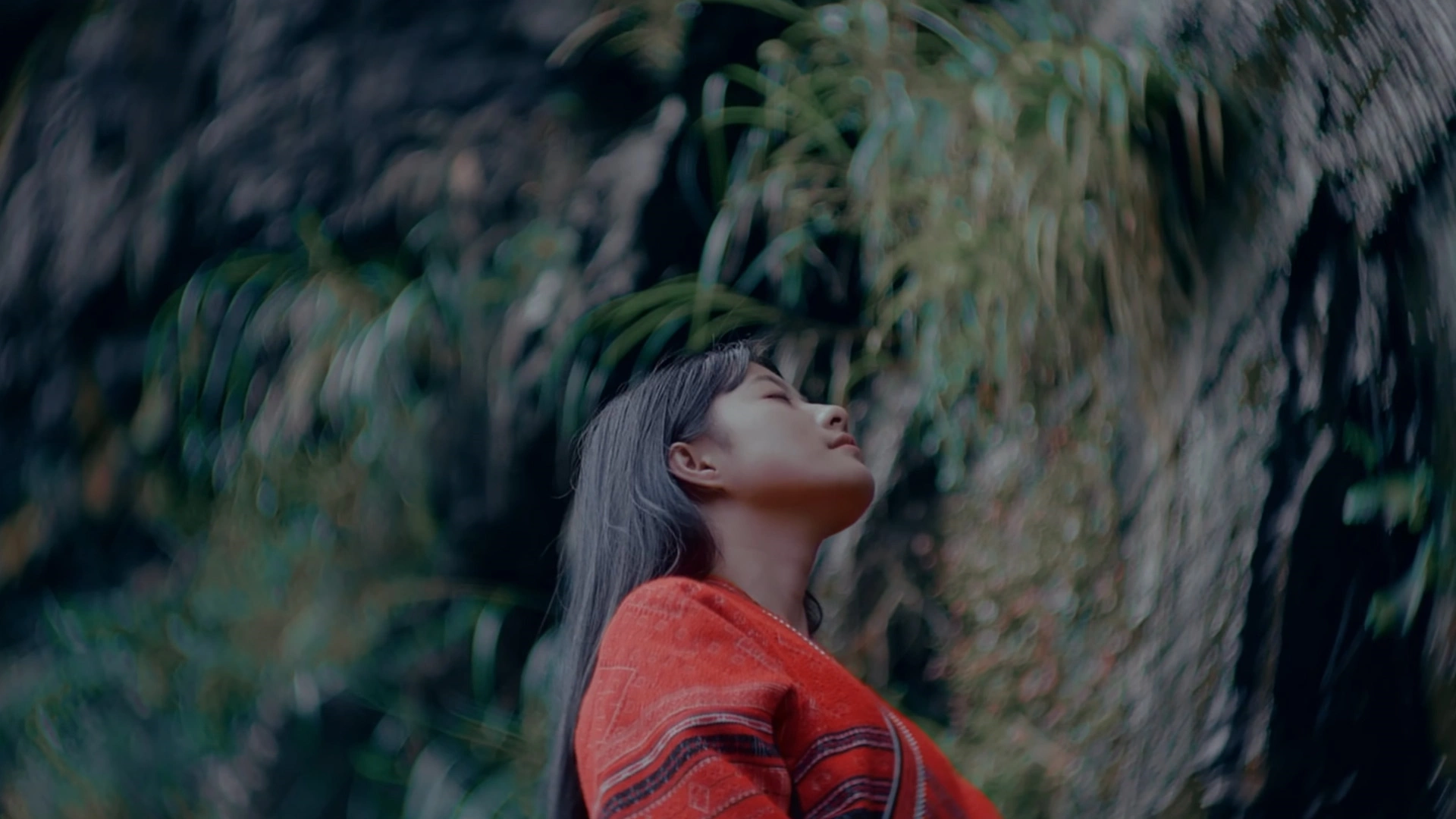 hu-Tong’s-Last-Haircut-by-Benjamin-Mullinkosson